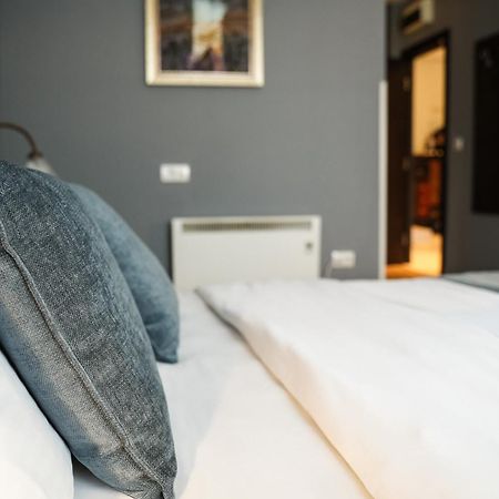 Hotel Dum By Muskat Белград Екстериор снимка