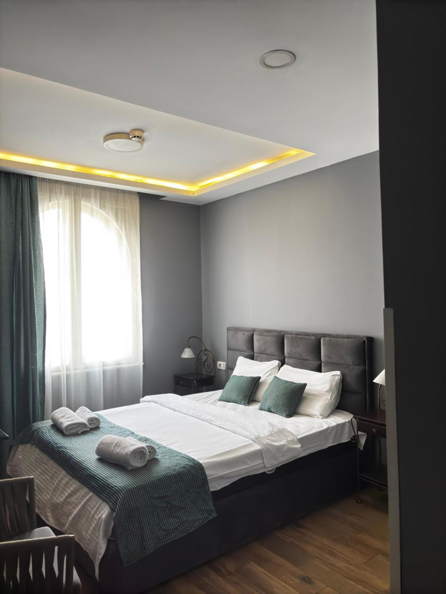 Hotel Dum By Muskat Белград Екстериор снимка